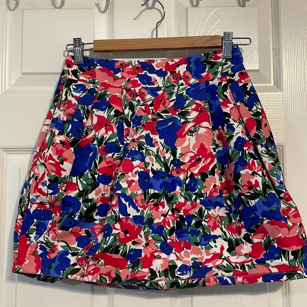 Zara floral skirt with pockets